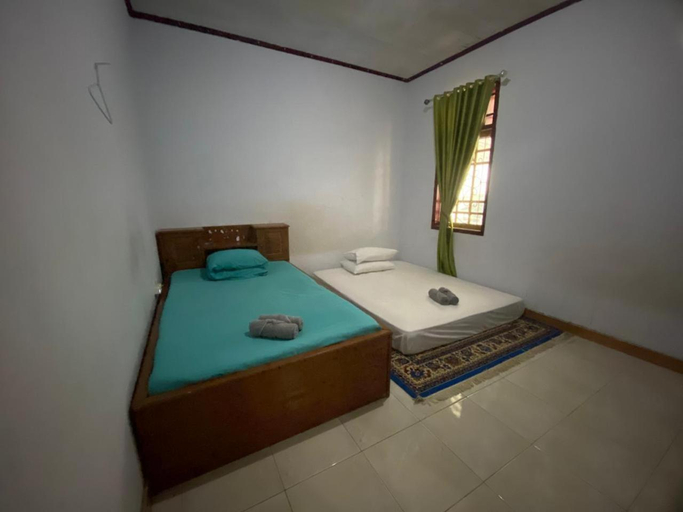 Bathroom 2, Ipoeng Rest Bed & Breakfast, Gorontalo
