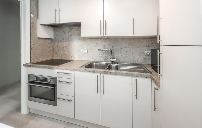 Others 4, Stunning Apartment In Oostende With Wifi, West-Vlaanderen
