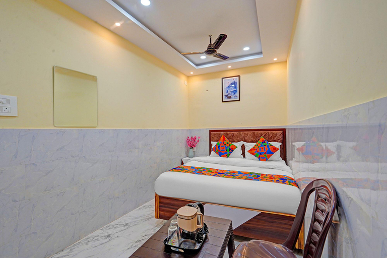 Bedroom 5, Via Shree Gopal Inn, Varanasi