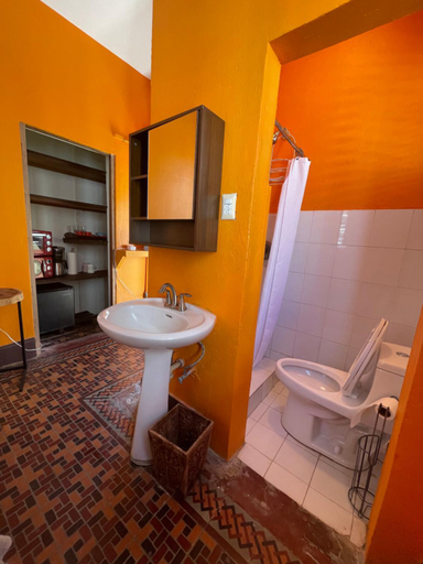 Bathroom 2, Fresh Tropical Colonial Style Walk-Up- Rooftop Terrace- Beach View