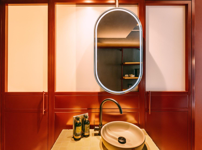 Bathroom 3, TRIBE Medellin, Medellín