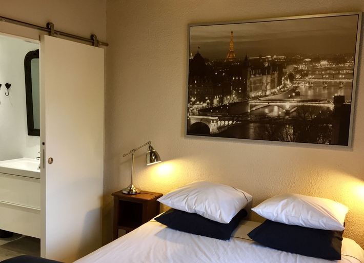 Bedroom 3, La Maison au Puits, Tarn
