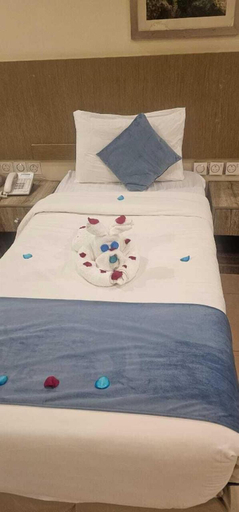 Bedroom 4, Najmat Al Abrar Hotel, Makkah