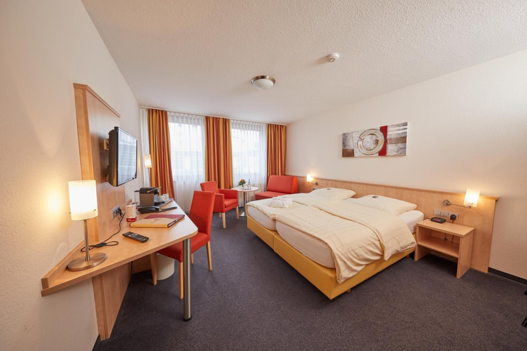 Bedroom 3, Hotel Filderland - Stuttgart Messe Airport, Esslingen