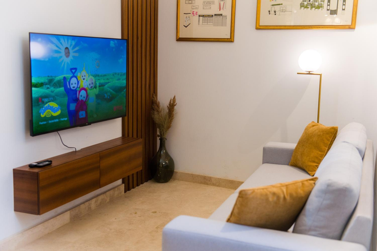 Others 4, San Anton Suites