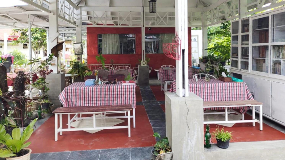 Food & Drinks 4, Ruma Kaca Simanindo Bed&Breakfast, Samosir