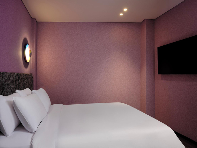 Bedroom 3, Nur Outline Aparthotel, Attica