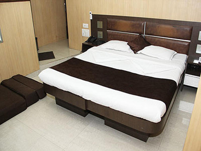 Bedroom 3, Hotel Ripon Palace, Mumbai City
