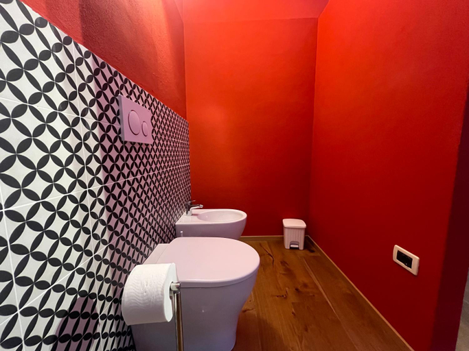 Bathroom 3, "La Sala di Dante" Wi-Fi, Smart Tv, AC, Bagno Privato, Pistoia