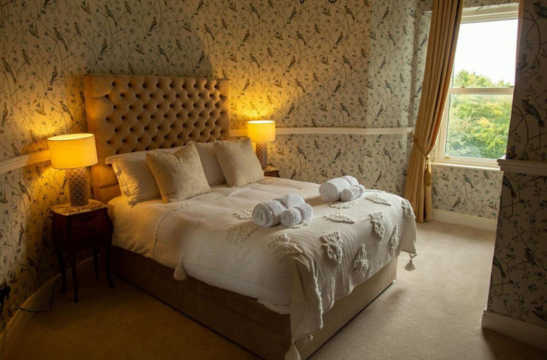 Bedroom 3, Hill House Cashel