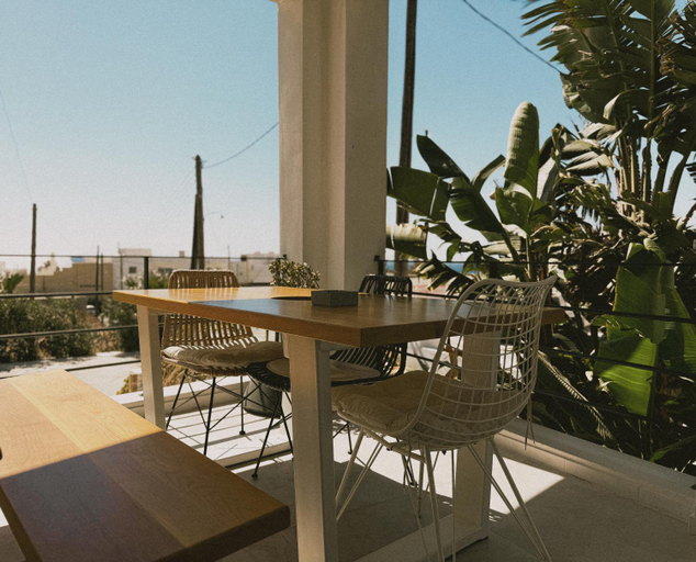 Food & Drinks 4, AELIA Tinos, South Aegean