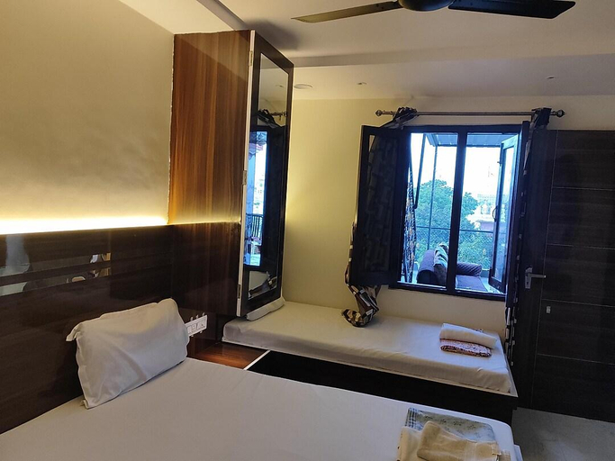 Bedroom 2, 4N Homestay- GOLDEN TEMPLE VIEW, Amritsar