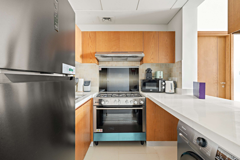 Room 5, Silkhaus 1bdr Near Reem Park at Julphar Tower, Abu Dhabi City