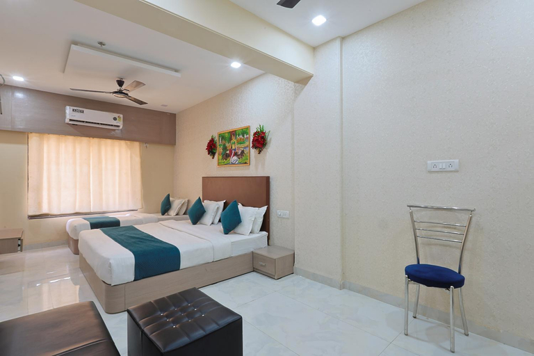 Bedroom 2, Hotel Lord Krishna Dham, Devbhumi Dwarka