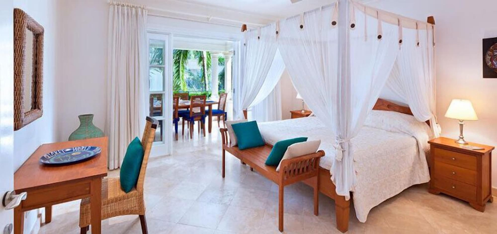 Room 4, Schooner Bay 206 - The Palms