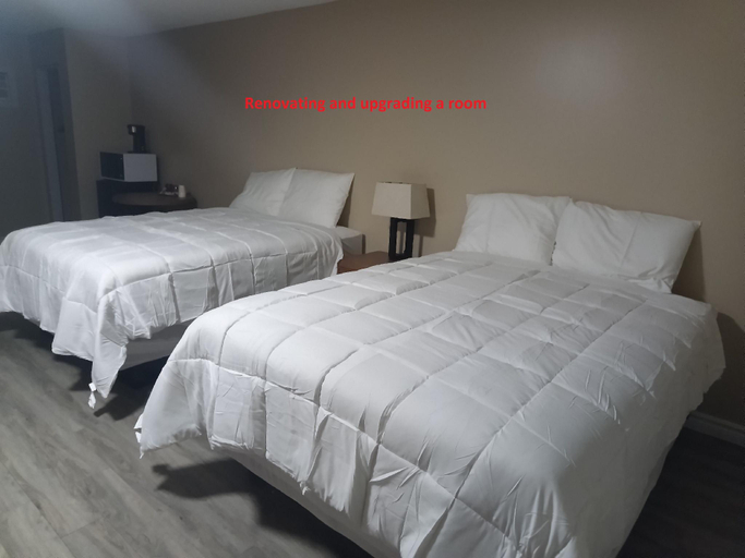 Bedroom 2, Princess Motel, Kawartha Lakes