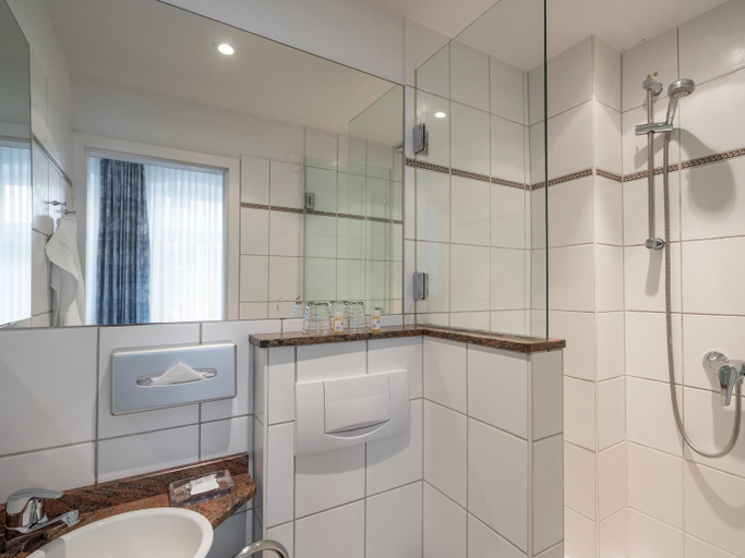 Bathroom 5, Hotel Gutenberg, Nordfriesland