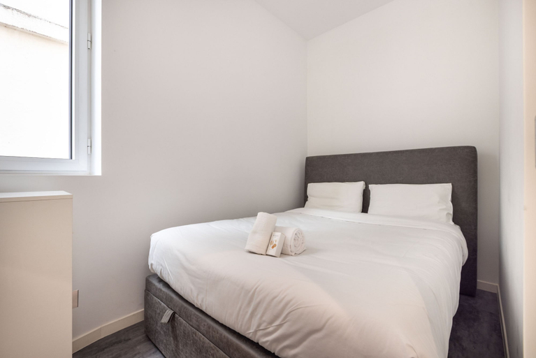 Room 3, 2 Chambres-balcon-vue Mer-felix Faure A2b231, Alpes-Maritimes