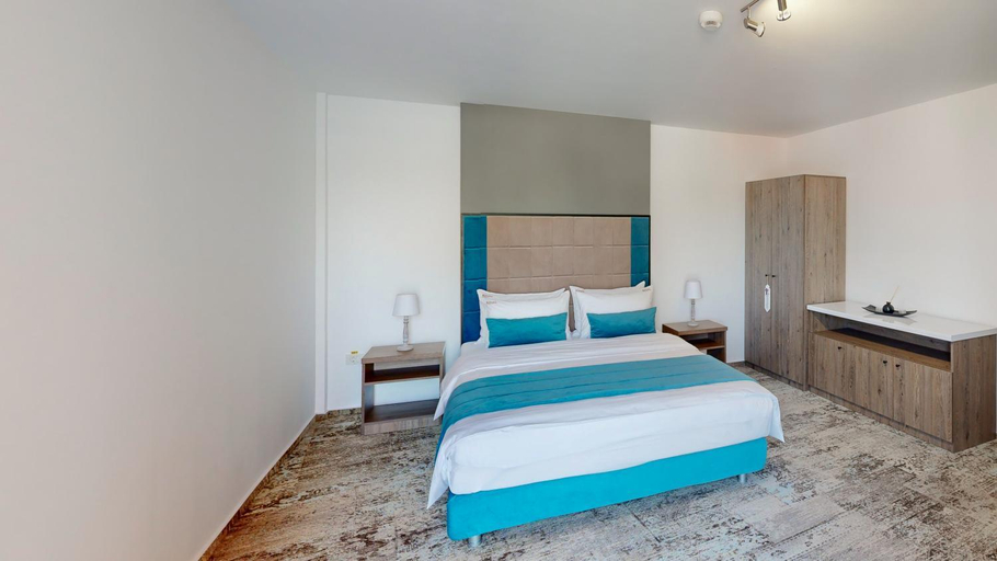 Bedroom 3, Royal Hotel & Events, Bailesti