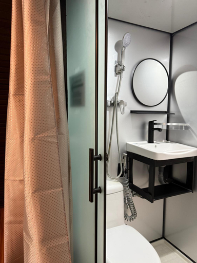Bathroom 2, kuala woh resort, Batang Padang