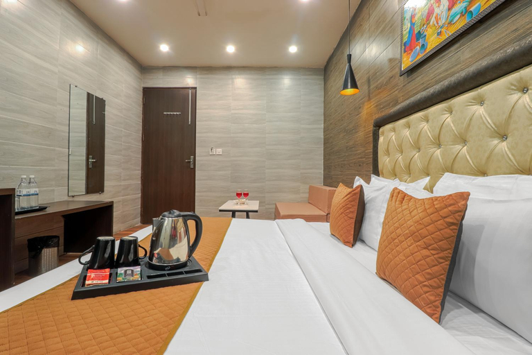 Bedroom, Hotel Siya Ram By AKC Hotels, Dehradun