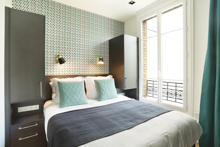 Bedroom 2, YAYS Paris Zola by Numa, Paris