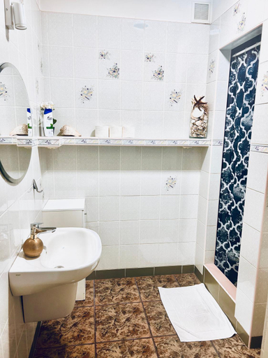 Bathroom 2, Gosciniec u Zawierki, Zgierz