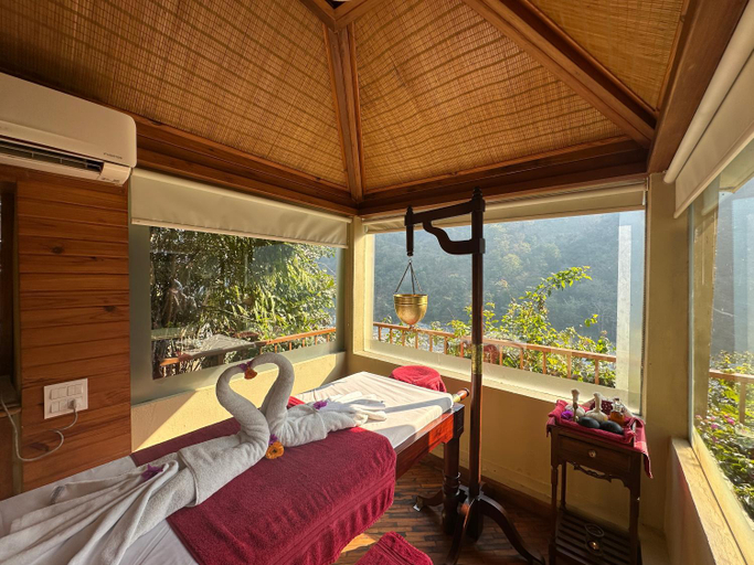 Bedroom, Bonfire Hostels Rishikesh, Garhwal