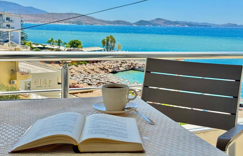 Others 4, First Street Seaside Suites, Sarandës