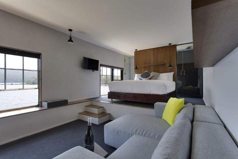 Others 3, Pumphouse Point, Central Highlands