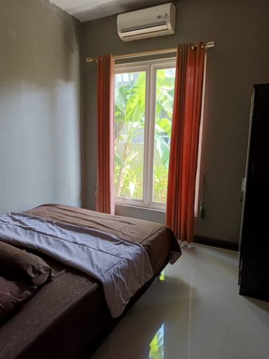 Others 3, AV HOME, Semarang