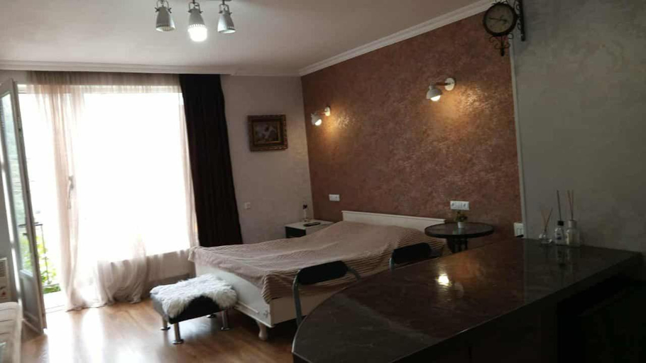 Bedroom 2, Tamara's apartment, Borjomi