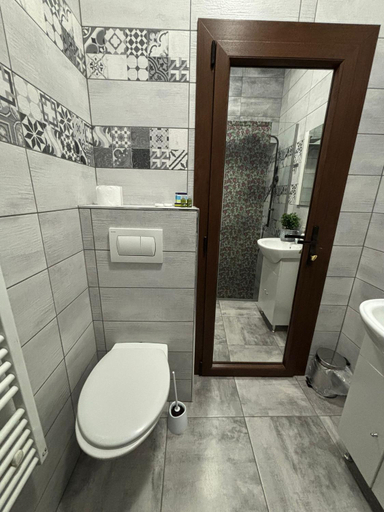 Bathroom 3, Kromatic 5 Boutique Studios - Old town Center, Brasov