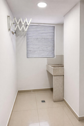 Bathroom 4, Hotel Ivanna - Laureles, Medellín