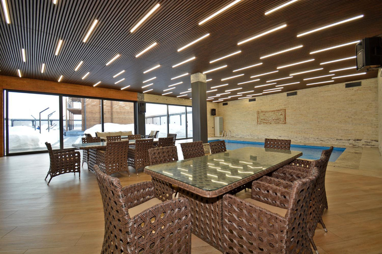 Shared lounge/TV area 5, Homma Aparan
