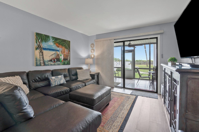 Living area 5, Sea Cloisters II Ocean Front Beach Retreat-101e, Horry