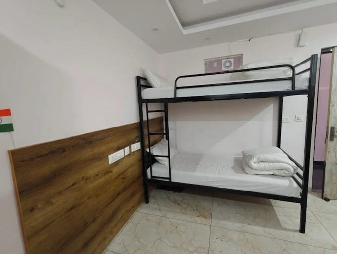 Room 3, Yog Namah Hotel & Cafe, Garhwal