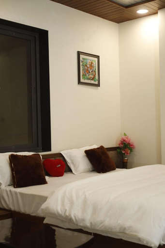 5, Royal Hotel, Chittaurgarh