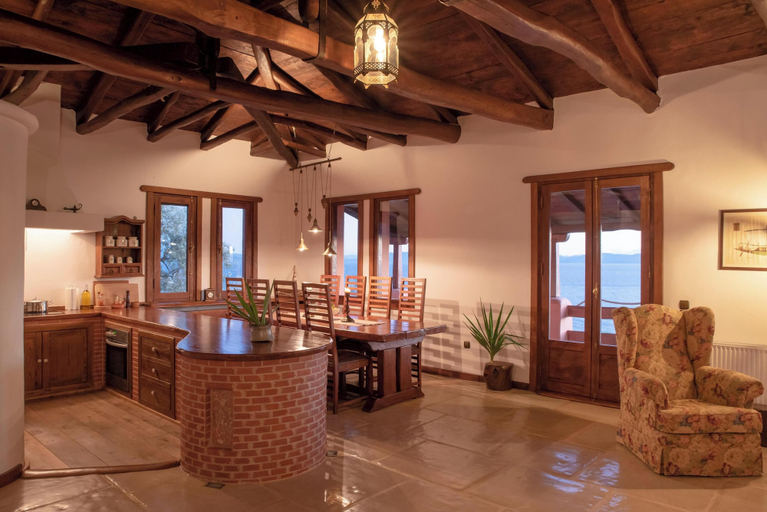 Others 4, Cypresses Villas, Thessaly