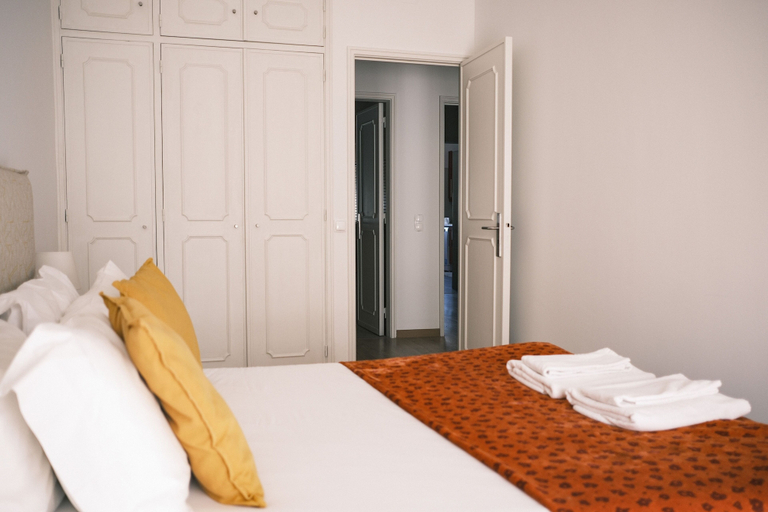 Bedroom 4, Nice Flat by Quinta das Conchas, Lisbon