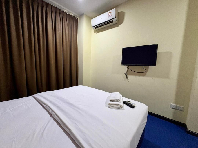 Room 2, OYO 91290 Cozitel, Bintulu
