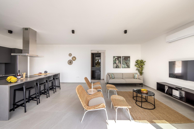 3, Protaras Aqua Pearl Villa 9
