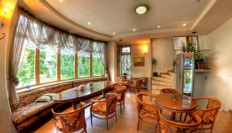 Public Area, Plaza Family Hotel, Smolyan