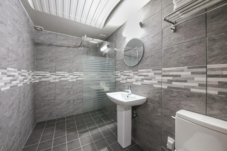 Bathroom, Jeonju To Heaven, Jeonju