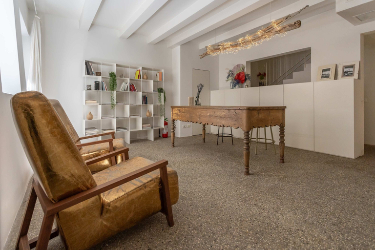 Room 2, Villa Le Contrade - Historic Village Retreat, Rimini