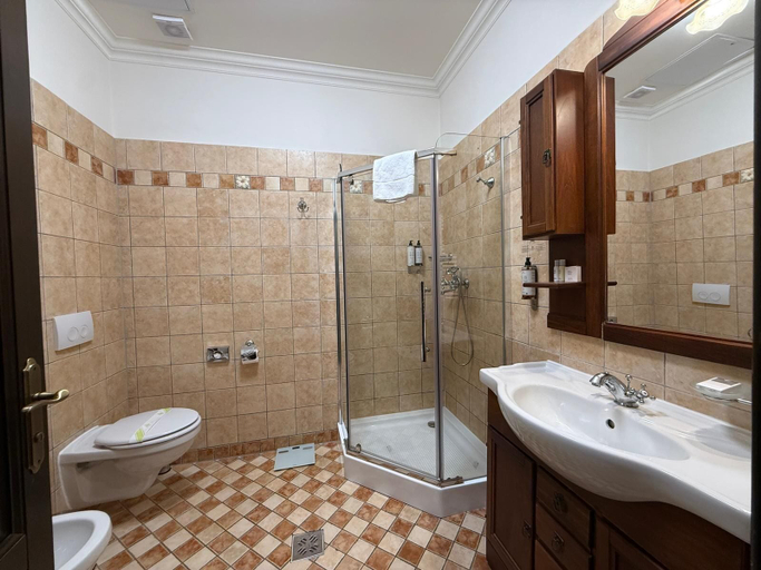 Bathroom 3, Hotel Iosefin Residence, Timisoara