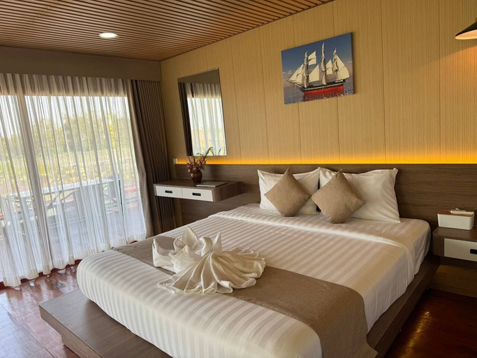 Room 3, Phum Mongkol Village, Bat Dambang