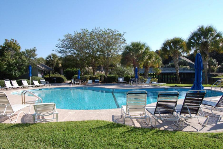 Sport & Beauty, 911 Inverness Village, Beaufort