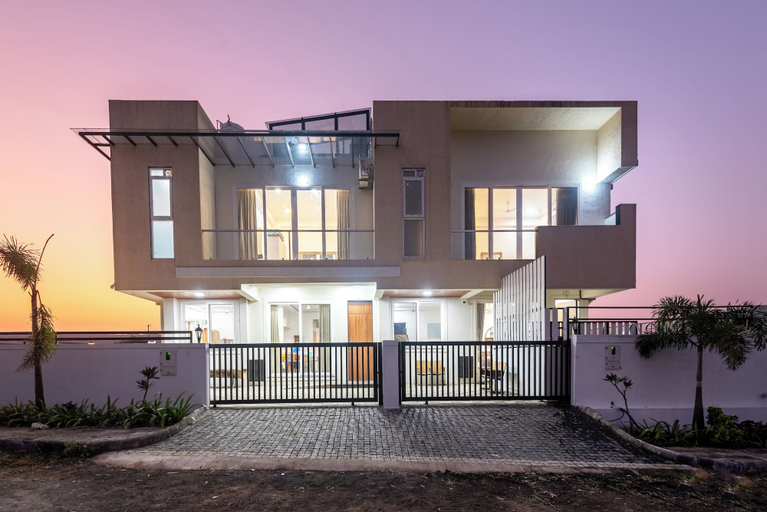 Exterior 5, ELIVAAS White House 4BHK Villa With Pool, Nashik