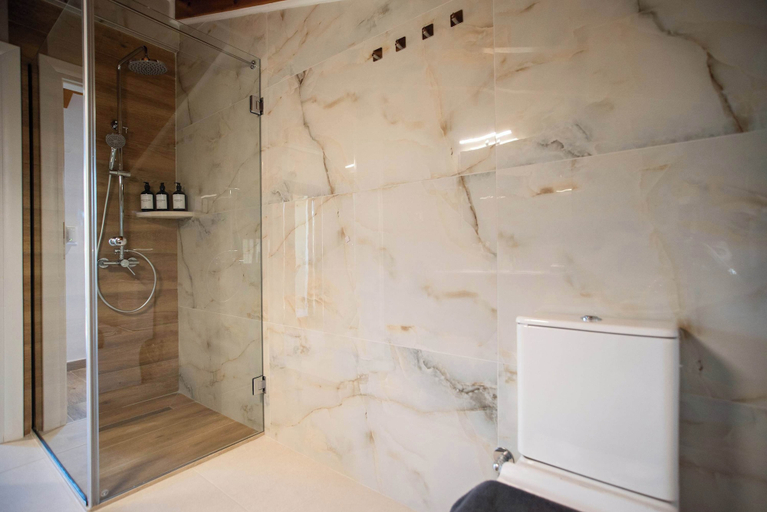 Room 2, Villa Socrates Gardeno Luxury Sea View Pool Escape, Ionian Islands